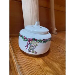 Vintage 90s Christmas Pot Pourri Holder